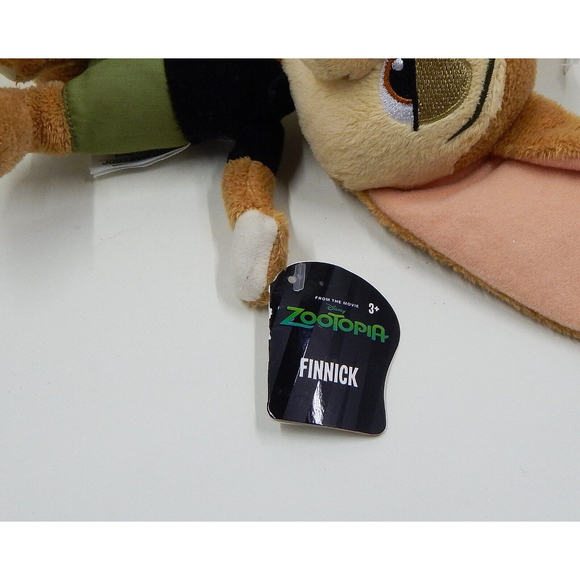 Disney Zootopia Finnick Fox Beanbag Plush 9" With Tags TOMY - Picture 6 of 8